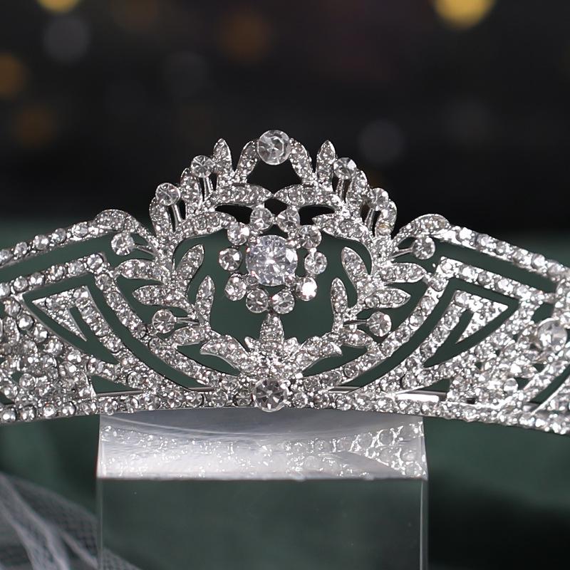 Tuanming Elegant Rhinestone Bridal Headpiece: Classic Alloy Wedding Hair Crown Accessory