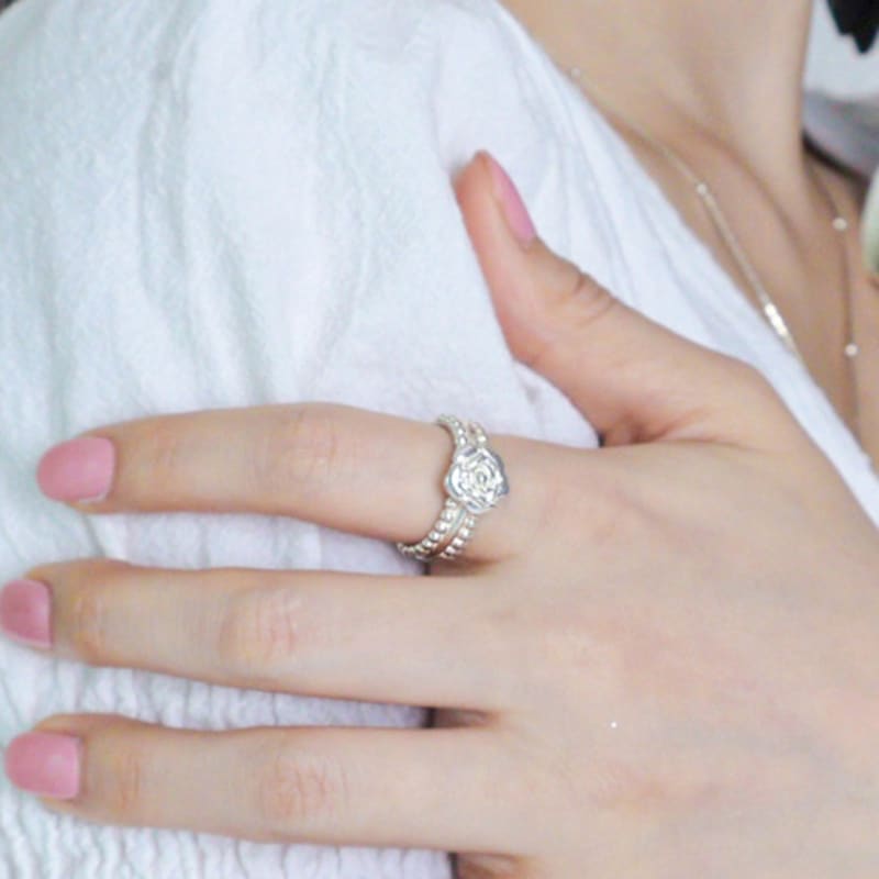 LOASI Lovely Rose. Double Side Dot Ring