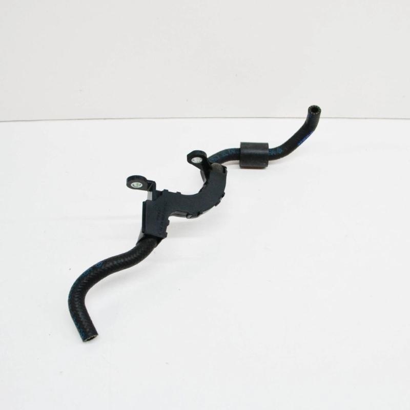 Car Heavy Duty Fuel Line Hose for W164 GL350 Models High Pressure Resistance Plastic Material A642070028164 A6420700281