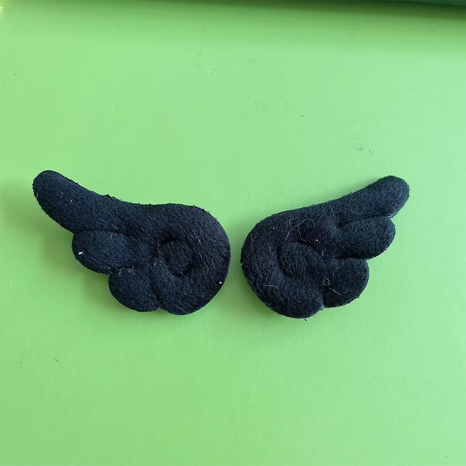 1 Pair Small Angel Wings Brooch Fluffy Plush Y2K Japanese Sweet Clothes Decor Bag Pin Cute Accessory