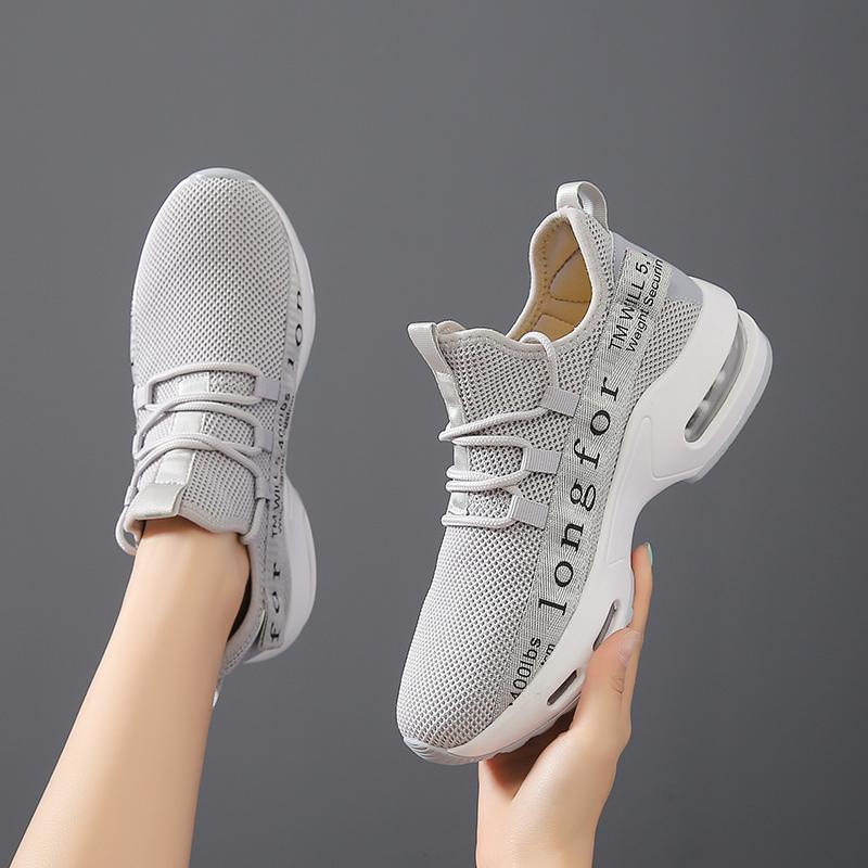 Moda de verano Zapatos de mujer transpirables tejidas voladoras Nuevos  deportes Zapatos cómodos para correr comprar a buen precio — entrega  gratuita, reseñas reales con fotos — Joom