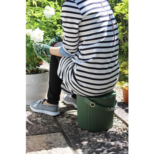 Yawata Kasei Garden Tool Bucket, 8L, Green