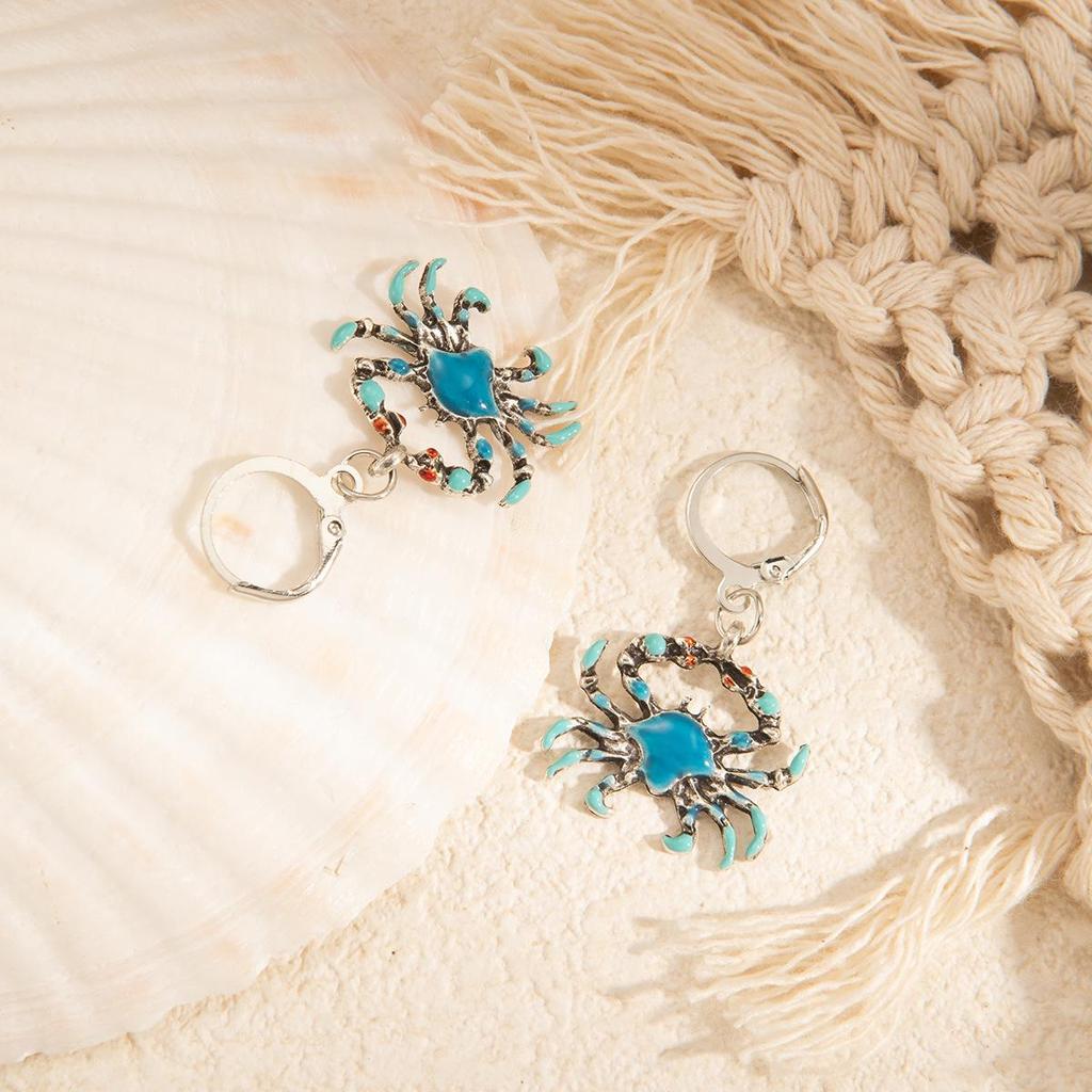 Gradient Crab Ear Cuff: Stylish, Cute, and Fashionable Earrings for Women