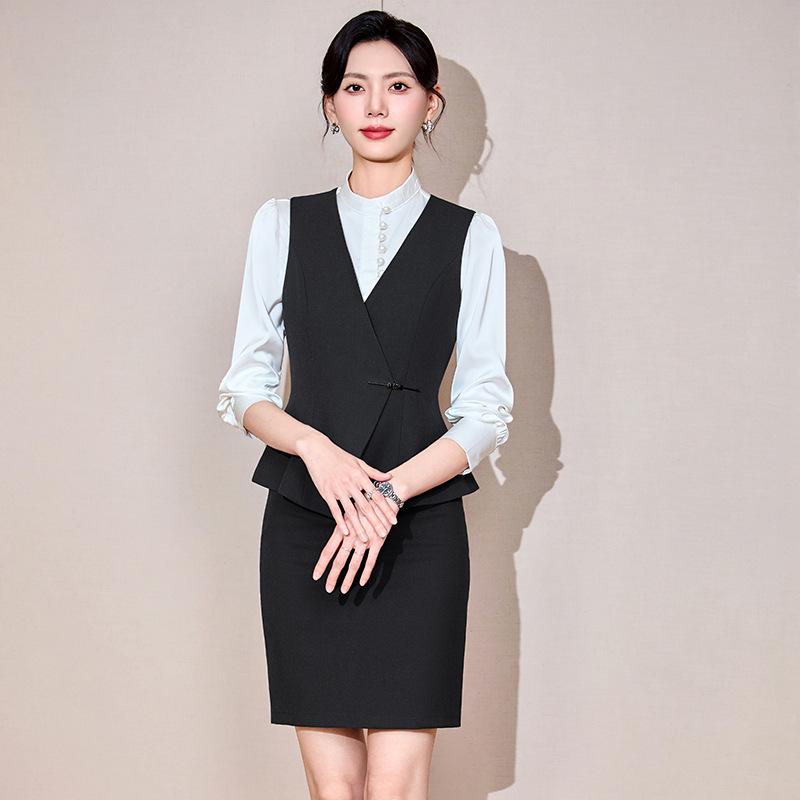 Women's Professional Uniform Set: Vest for Beauticians, Hotel Managers, Foremen, Waitstaff, and Receptionists.