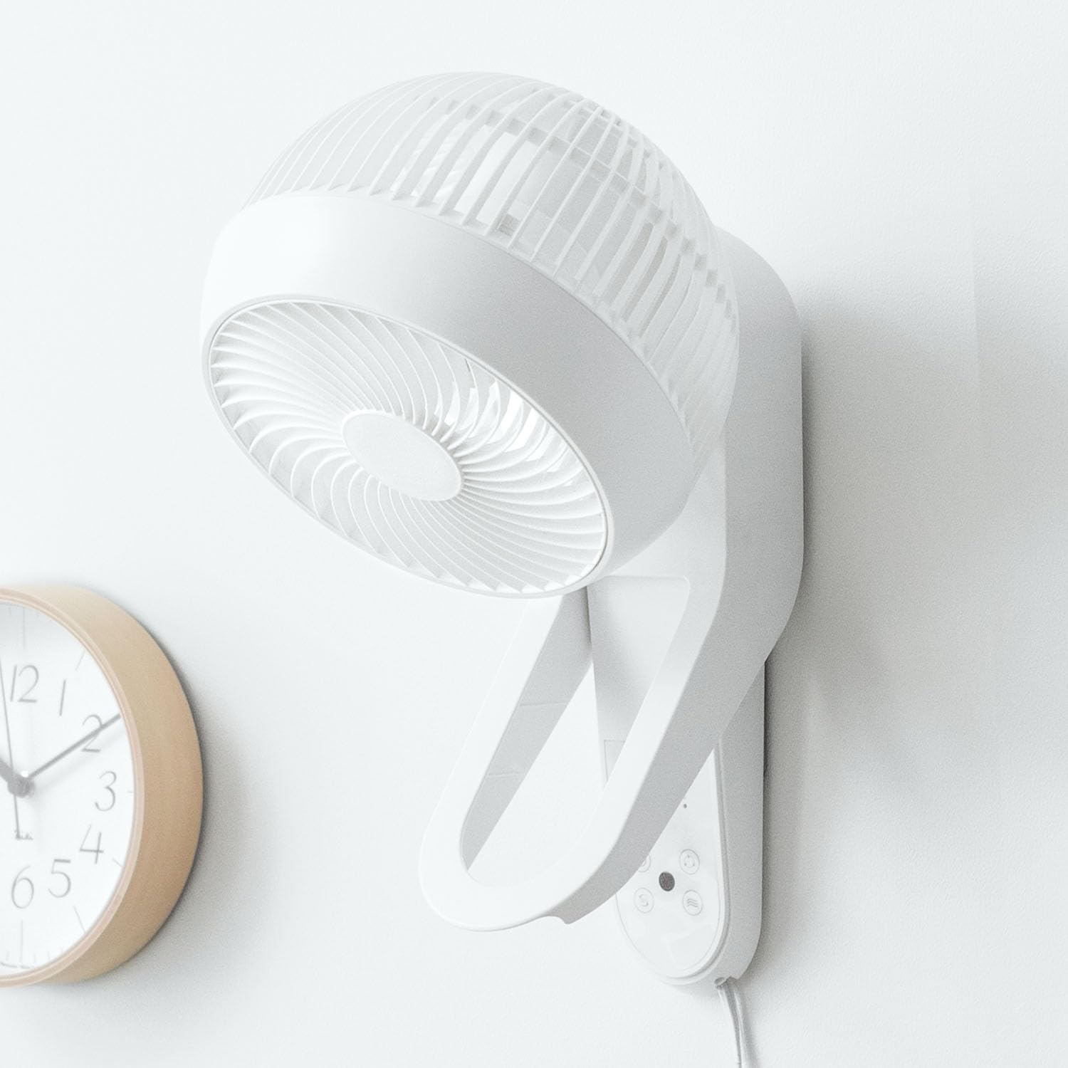 

Современный Деко Циркулятор Качающийся Настенный Вентилятор Мощный Воздуходув Энергосберегающий Таймер с Пультом Дистанционного Управления Тихий Маленький Вентиляционный Циркуляция Воздуха 360° белый