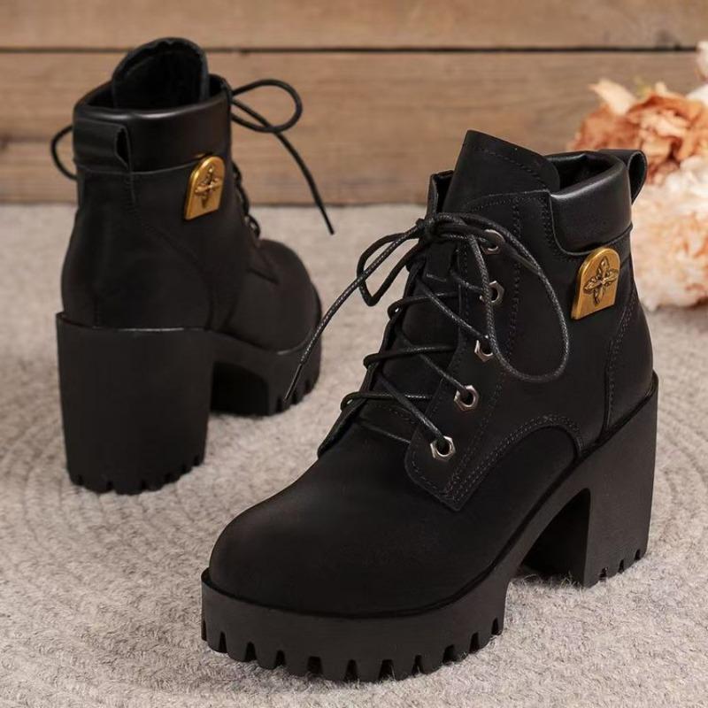 Large Size Thick Heel Martin Boots Women's Autumn and Winter Thick-soled Waterproof Table Casual Lace-up Versatile Short Boots