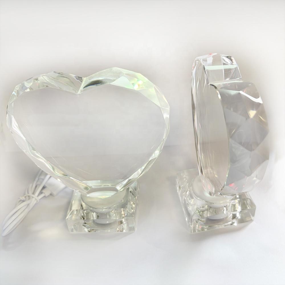 Custom Modern Heart-shaped Crystal for Photo Frame Engraved Glass Solid K9 Crystal Home Decor Gift Box