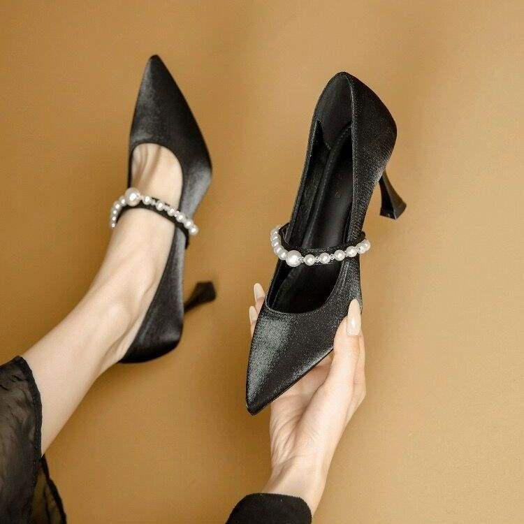 High heels women's 2025 new beige pointed Mary Jane small heels single shoes French bride shoes bridesmaid wedding shoes