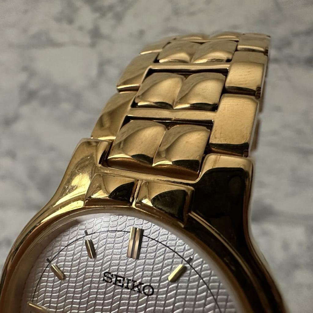 SEIKO Gold Fully V701-A090 Watch, Functional