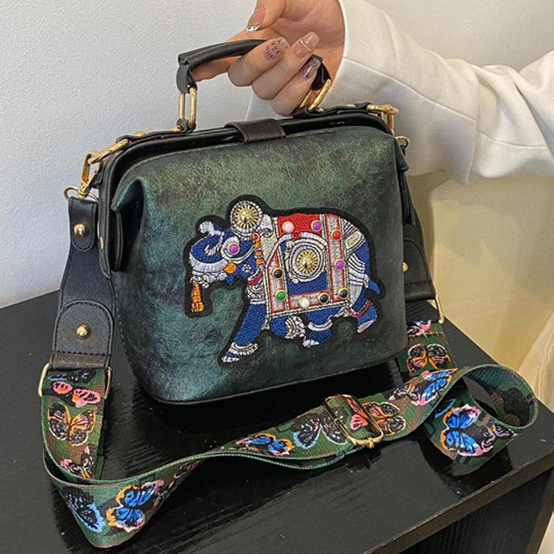 Vintage Embroidery Elephant Doctor Bags Wide Belt Pu Leather Women Shoulder Crossbody Bag Designer Tote Ladies Handbags Purses