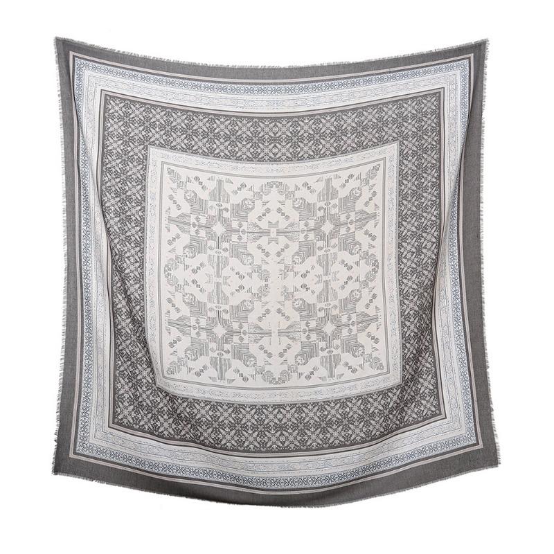 

Women s new travel retro literary and artistic scarf, printed messy large square scarf, soft silk scarf, sunshade shawl 135-135cm
