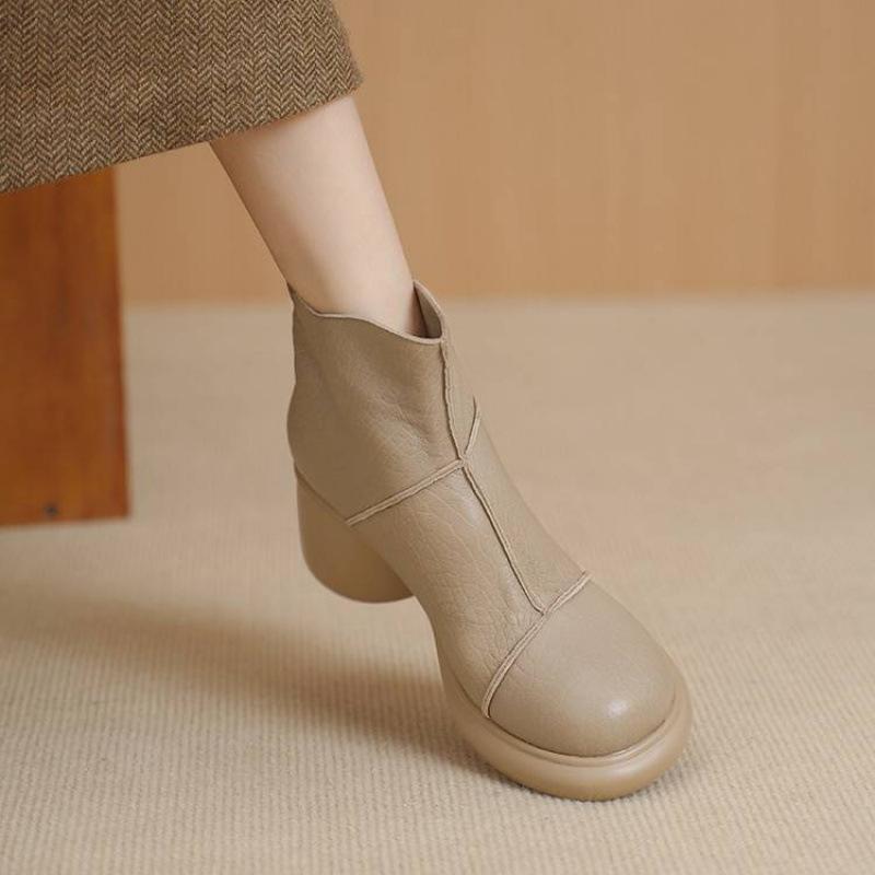 Autumn and winter women's leather boots medium heel sheepskin large size women's boots rear zipper thick sole new versatile leather low boots women