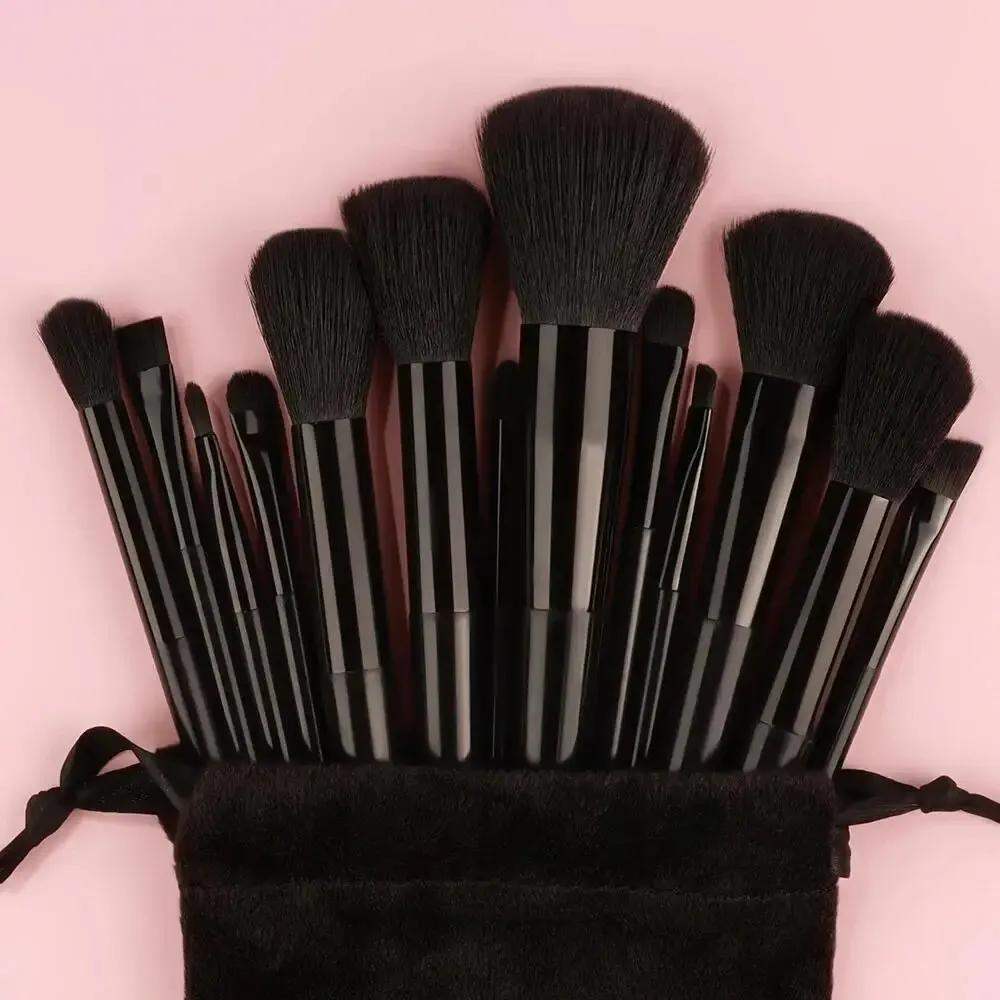 Set de pensule de machiaj Soft Fluffy Professiona Cosmetic Foundation Powder Fard de pleoape Kabuki Blending Make Up Brush Instrument de frumusețe Machiaj