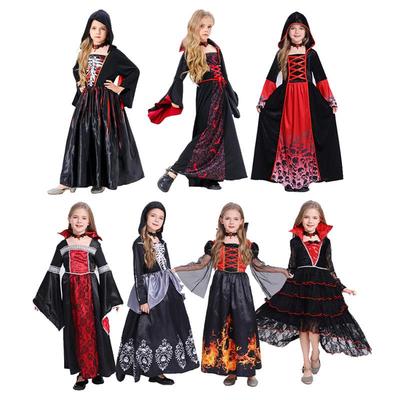 Halloween-Cosplay für Kinder über Grenzen hinweg: Hexen-, Vampir- und Skelett-Blutflecken-Horrorkostüm