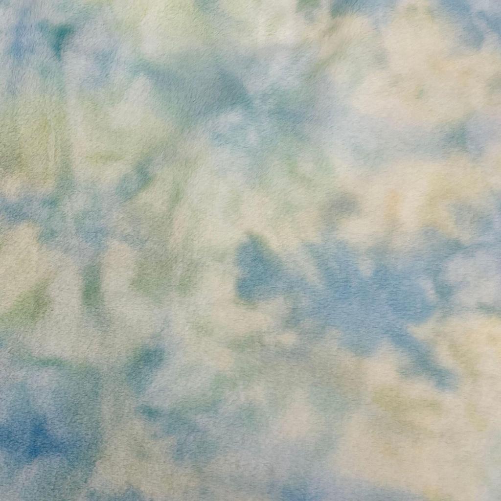 Gradient Tie-Dye Rabbit Fur Plush Fabric for Clothing, Bags, Toys, and Home Textiles.