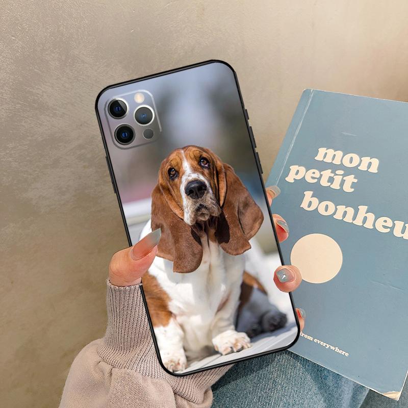 Basset Hound Dog Case For iPhone 17 Air 14 16 15 11 12 13 Pro Max 12 Mini XR 15 16 Plus 16e Back Cover Shell