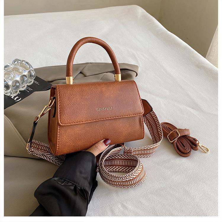 

2026 Newest Vintage Handbag Shoulder Crossbody Small Bag High Grade Elegant Women s Bag Gifts For Lady темно-коричневого кольору
