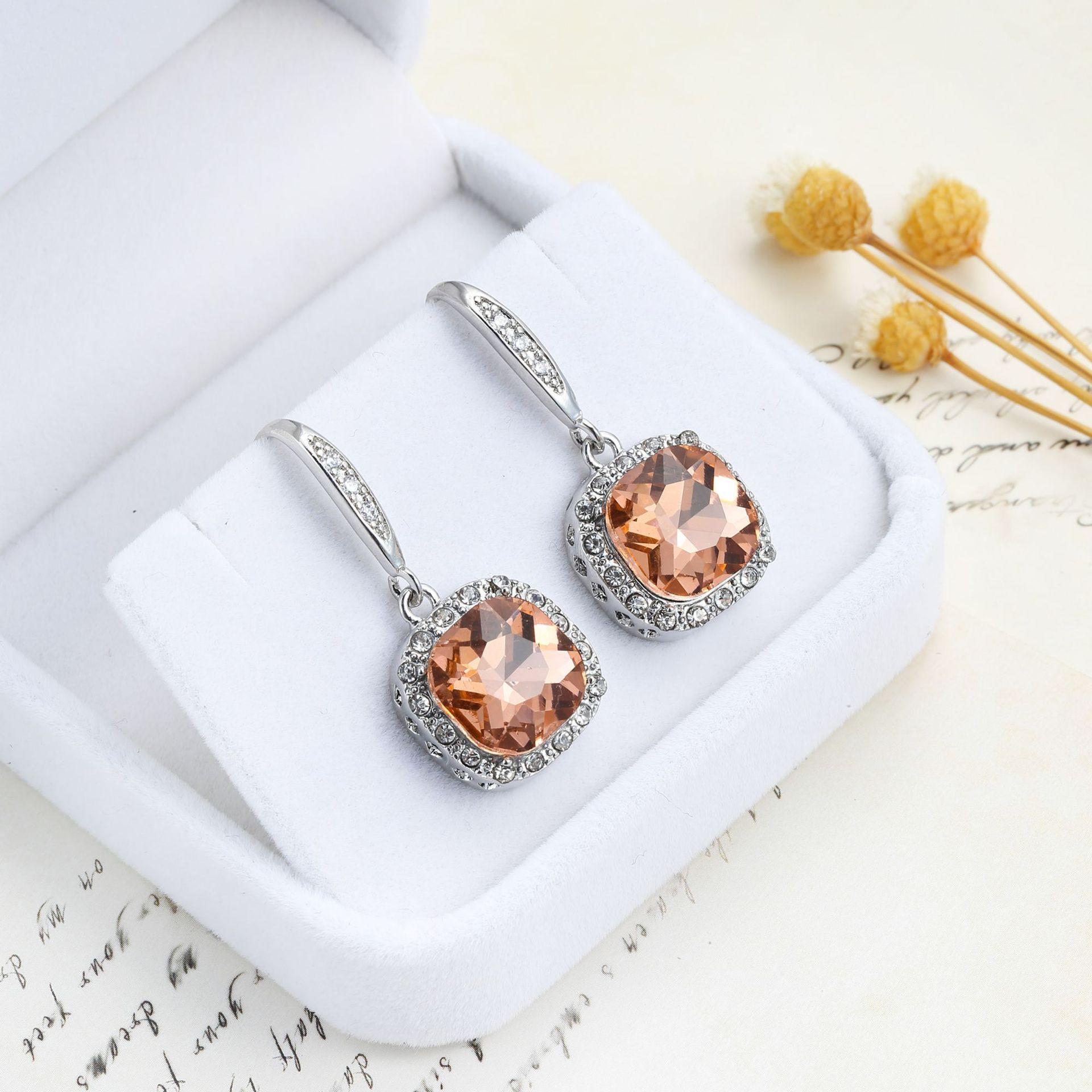 

Серьги-капли SODROV цвета шампанского и золота с кристаллами и цирконом шампанского