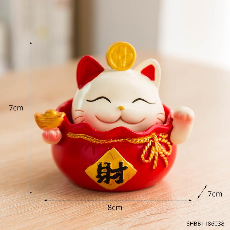 Resin Lucky Cat Ornaments Creative Animal Crafts Lovely Home Office Desktop Decoration Cute Gift for Children Bring Good Luck