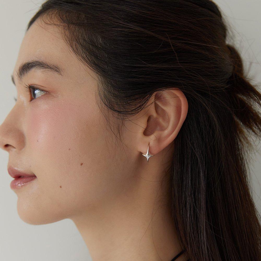 (925 Silver) Galaxy Hoop Earrings Ec3032