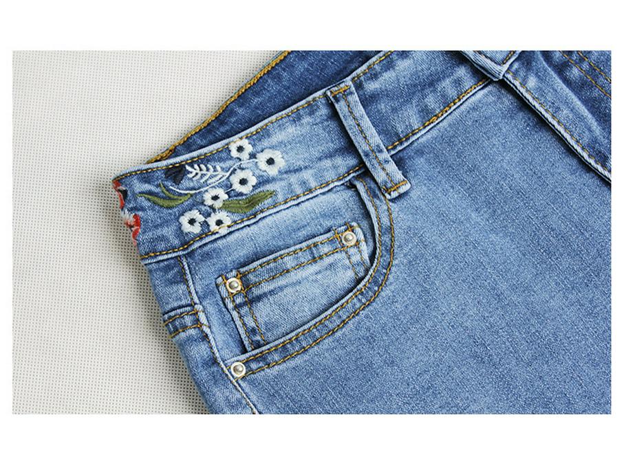 2022 Women's European & American Fashion Embroidered Denim Flare Pants