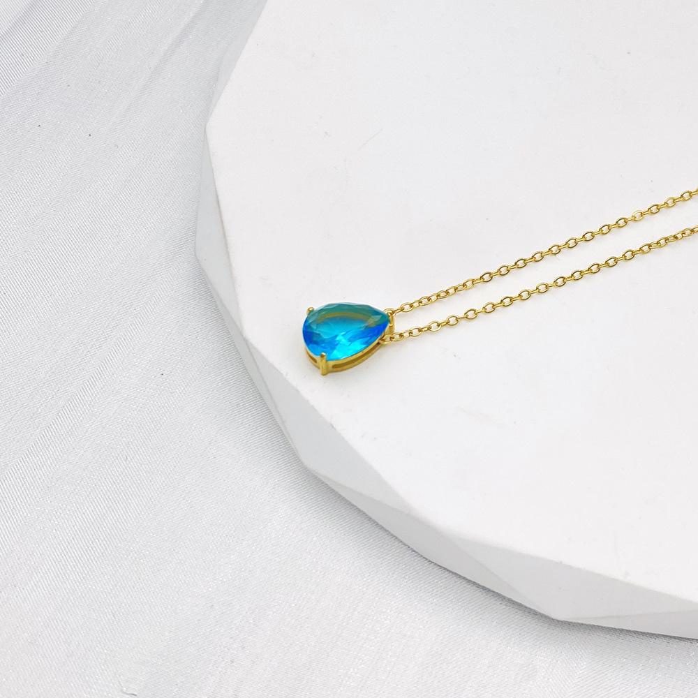 

Ожерелье из циркона грушевидной формы из титановой стали с покрытием из 18-каратного золота - камень декабря