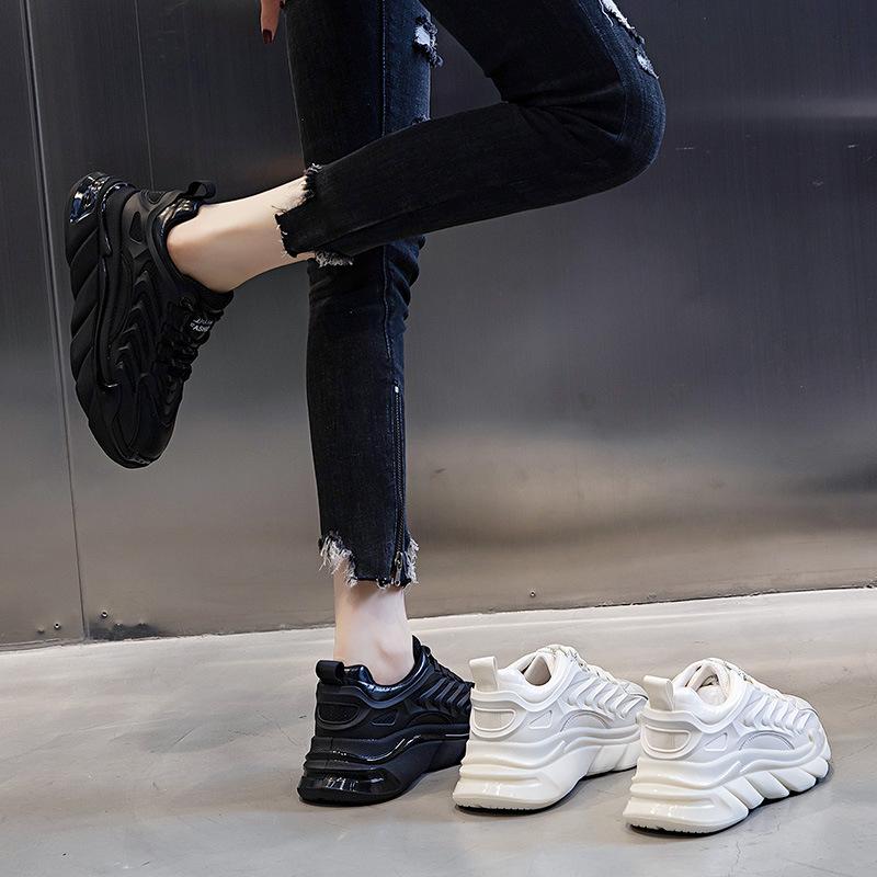 Absorbent Sole Dad Shoes Spring 2025 New Sports Heightening Leather Running Shoes Women's Casual Flats Children's Tide