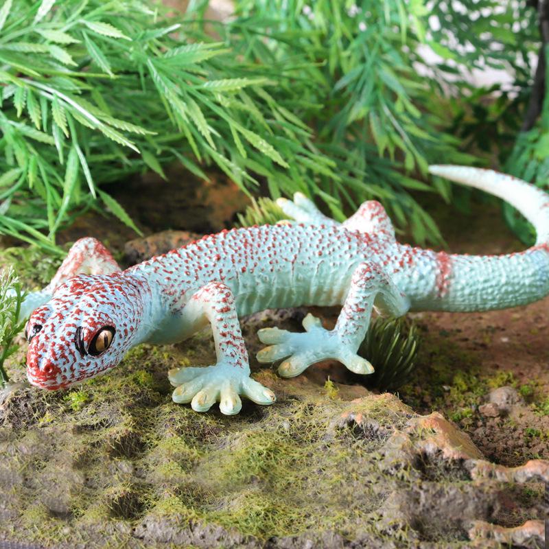 Children's Educational Toy: Large Day Gecko Model