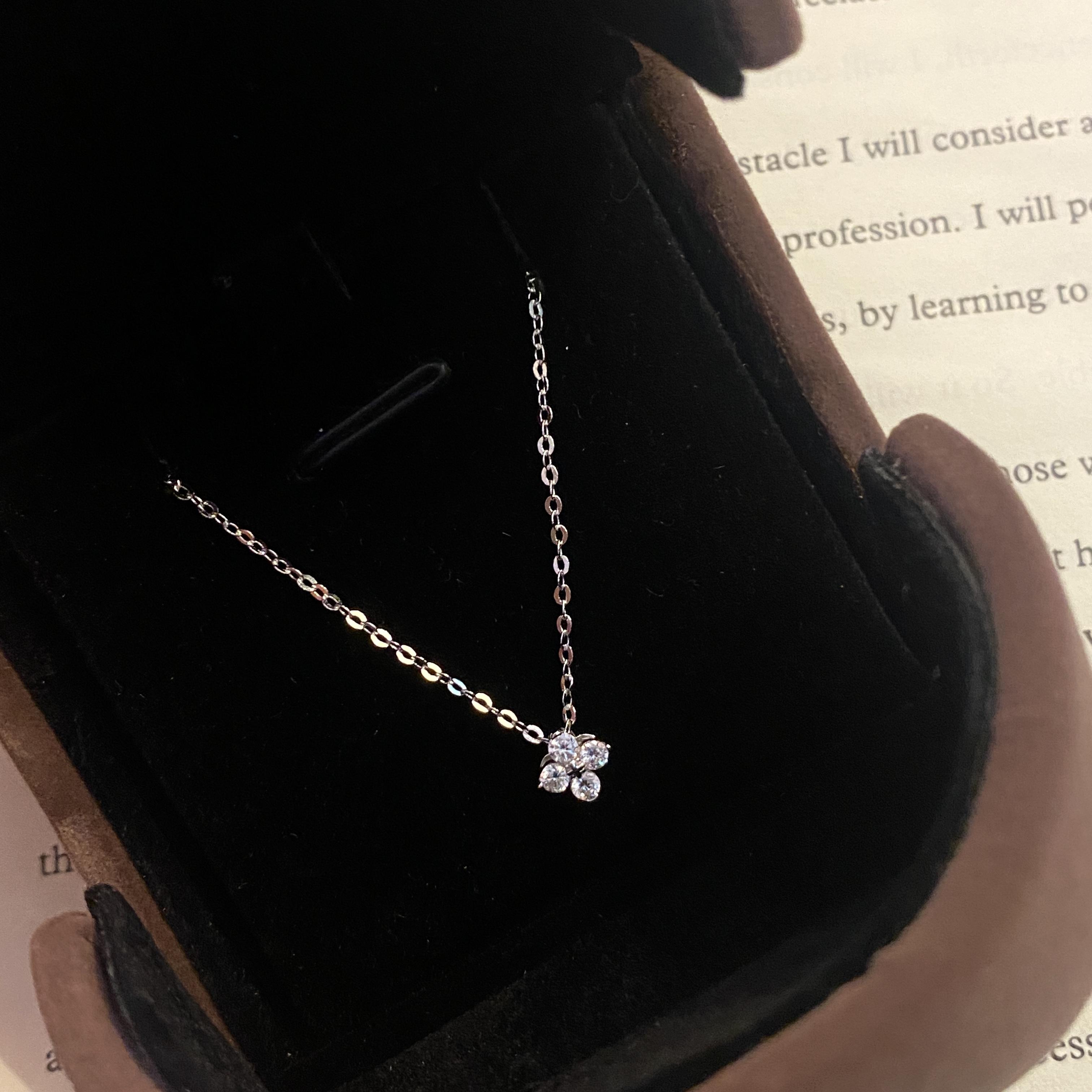 

Настоящий сплав SZinc Стерлинговый сплав цинка Модный милый кулон-подвеска в виде цветка с муассанитом для женщин Свадебная вечеринка Изысканные циркониевые подарки