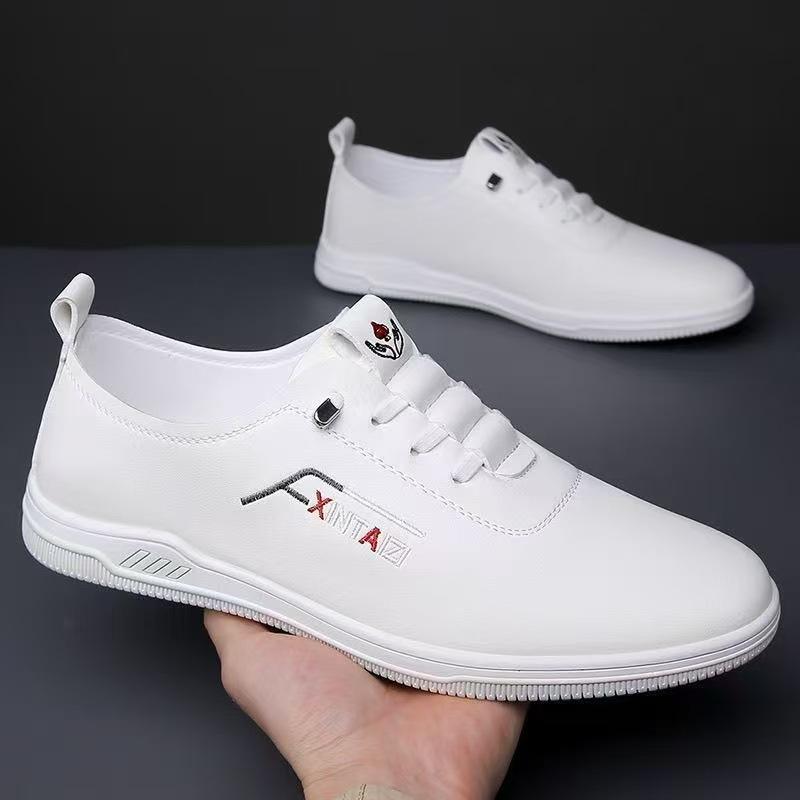 

Мужские кожаные туфли 2025 года, весенние мужские туфли в британском стиле, универсальные повседневные туфли, дышащие, с одной педалью, мягкая подошва, мягкая поверхность, обувь для вождения 39 белый