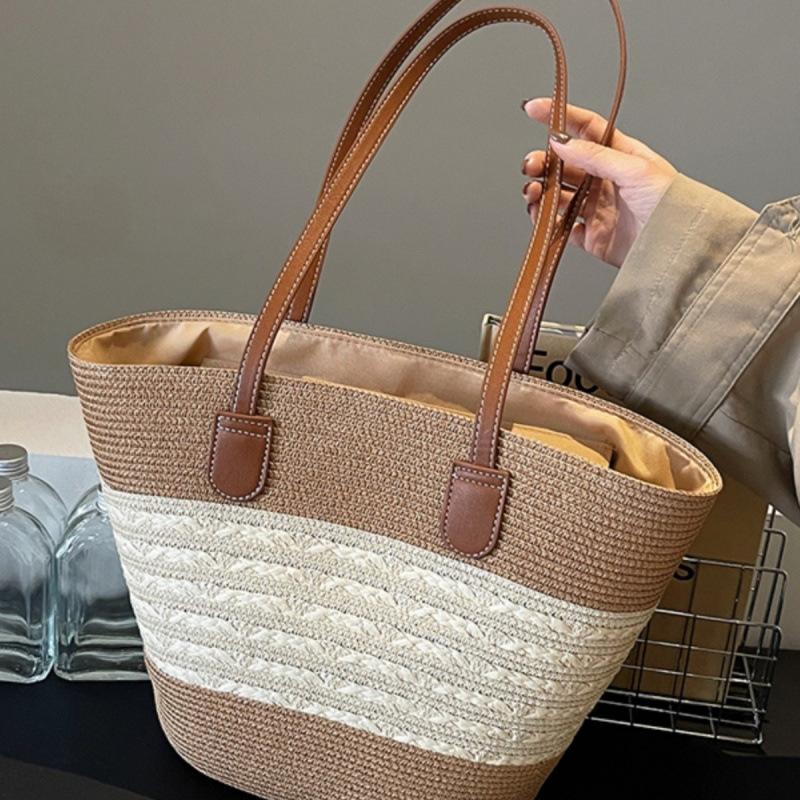 Fashion striped straw bag summer new large-capacity retro literary and artistic fan woven shoulder handbag