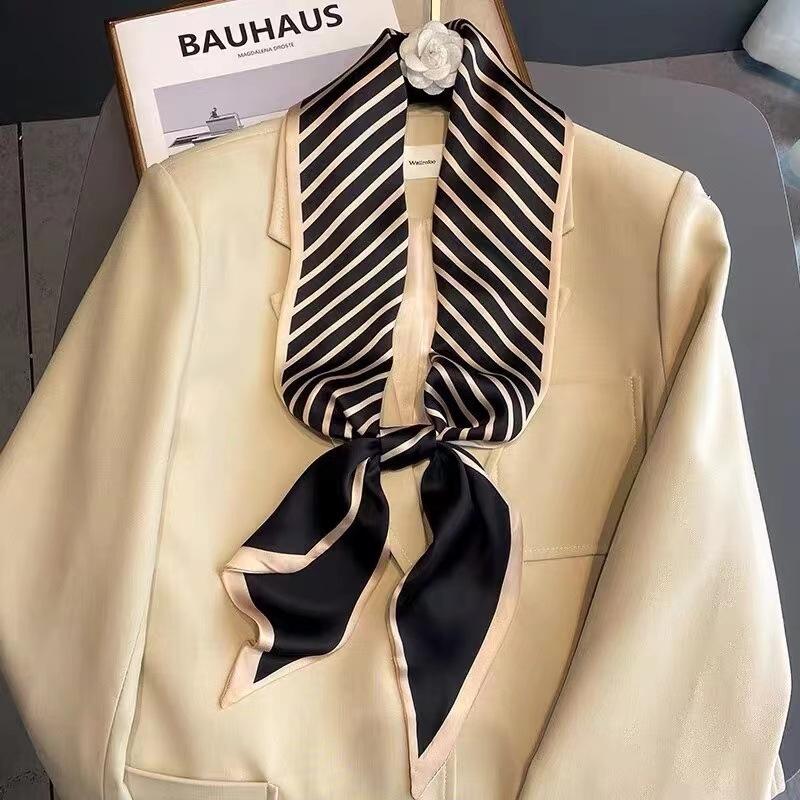 Lång Silkeshalsduk Väska Slips Dam Hals Smala Schalar Hårband Foulard Hästtryck Märke Dam Halsduk Band Vår Ny