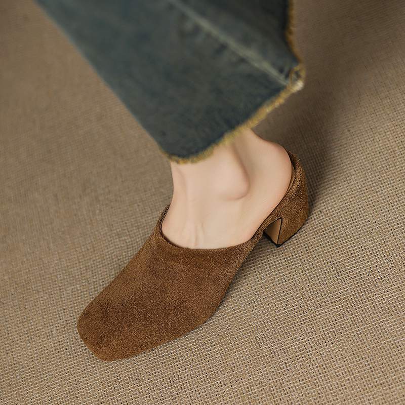 

Krazing Pot Nubuck Mules Summer Size 42 Chunky Heels Luxury Shoes Concise Design Women Superstar Women Square Toe Slip on Sandals 42 коричневий