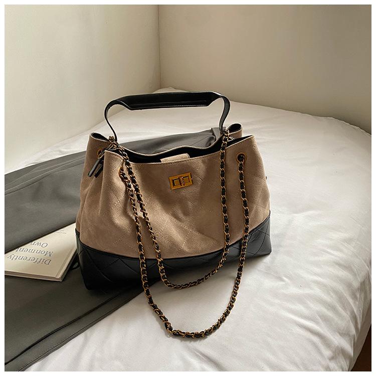 

2025 новая замшевая сумка-тоут с ромбовидной цепочкой, модная, универсальная, портативная сумка-мессенджер, большая вместимость, на плечо, женская хаки