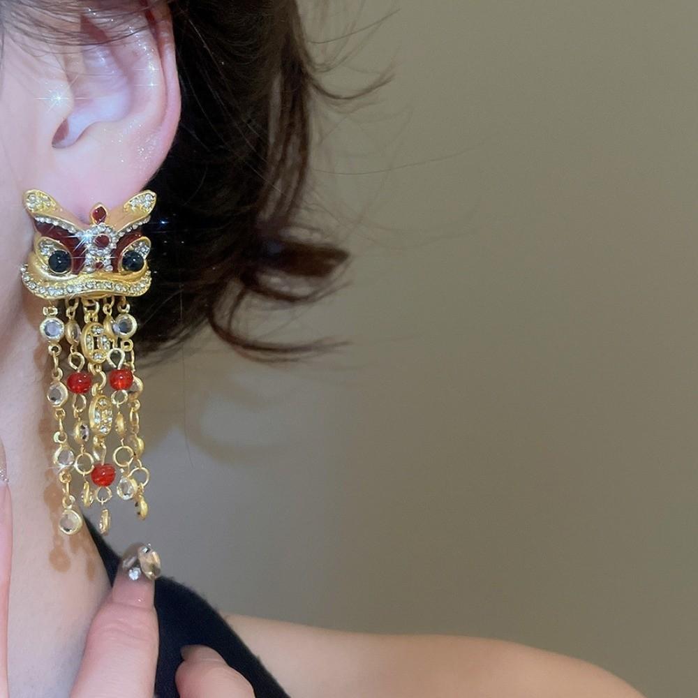 China-Chic Style Awakening Lion Pendant Light Luxury Lion Dance Earrings Birthday Gift