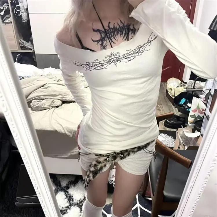 VAYLA Y2k Gothic Print T-shirt Trashy 2000s Style Long Sleeve Tops Vintage Harajuku Streetwear American Retro T-shirts