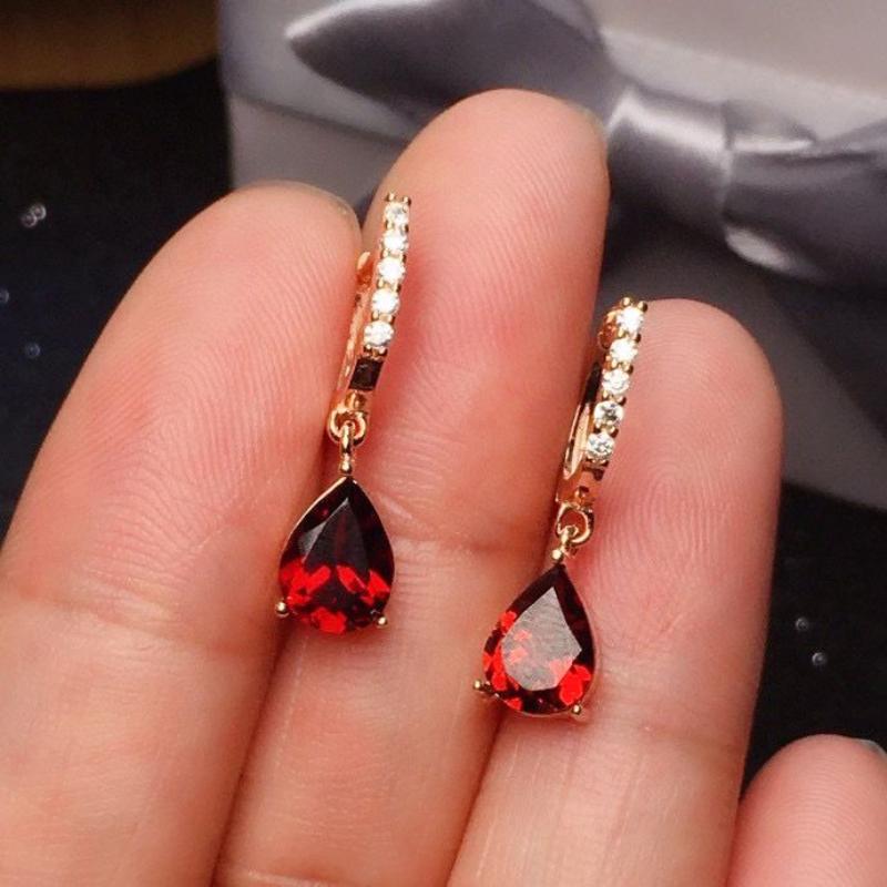New In  Inlaid Wine Red Ruby Earrings For Women Exquisite And Simple Water Drop Eardrops Earings Fashion Party Jewelry