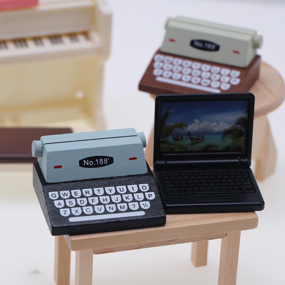 Wooden Miniature Retro Typewriter Dollhouse Furniture Ornament