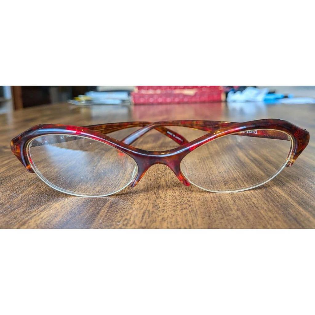 Used Lazy Red Tortoiseshell Pattern Butterfly,Blow-shaped Fashion Glasses