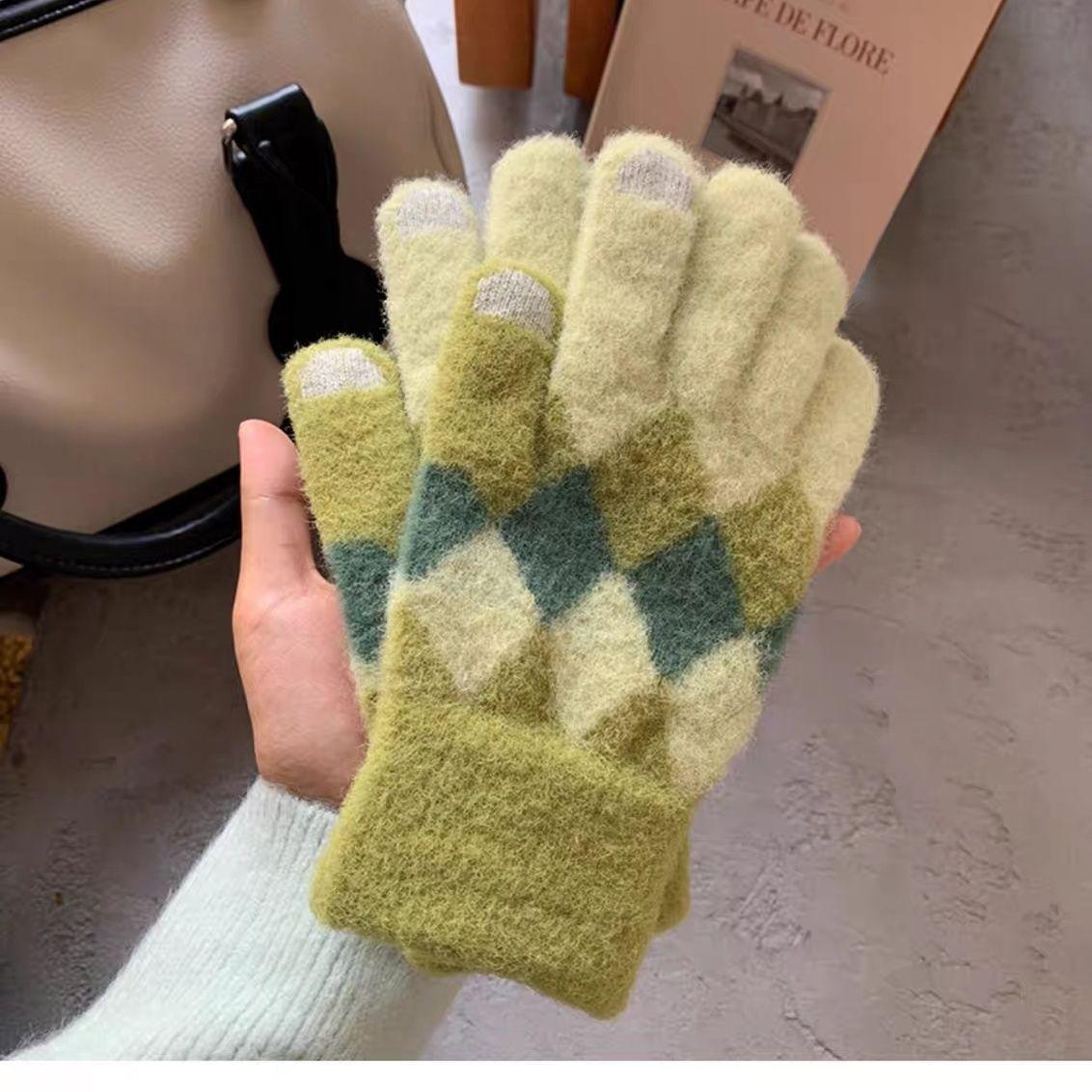 

Женские стильные зимние перчатки для велоспорта с сенсорным экраном: Плотный, симпатичный клетчатый плюшевый дизайн для комфорта в любую погоду One Size