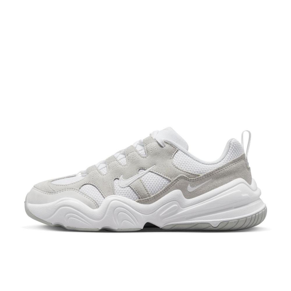 

NIKE W TECH HERA WDR9761 100БЕЛЫЙ БЕЛЫЙ 220