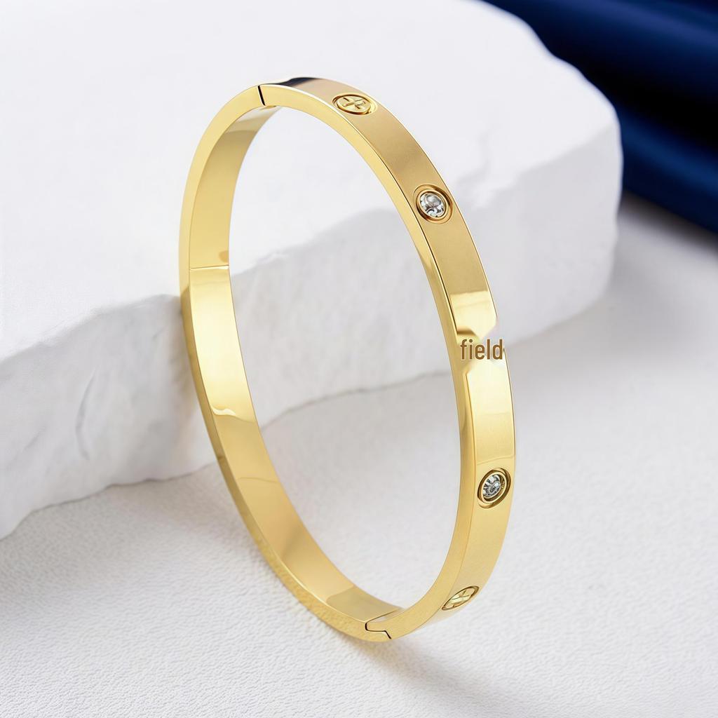 High-End Women's Titanium Steel Cross Nail Bracelet with Diamond Buckle - Non-Fading European and American Fashion Jewelry
