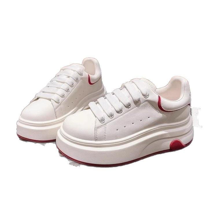Love thick-soled spring new height-increasing and thin casual sports leather board shoes