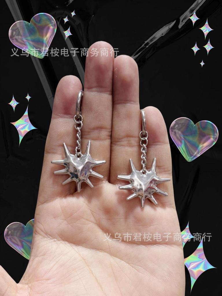 Gothic Punk Sliver Color Moth Red Wings Hollowed-out Thorny Heart Shape Rivet Pendant  for Women Trendy Jewelry Accessories Gift
