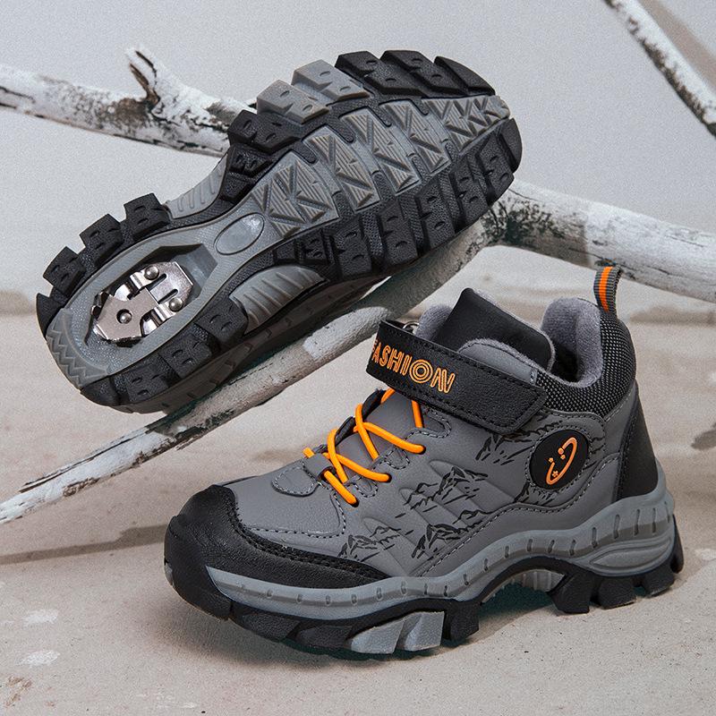 Boys' Fleece-Lined Snow Boots with Steel Claws for Older Children - Thick, Warm Cotton Shoes for Winter Outdoor Use