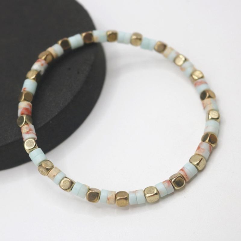 User Friendly Natural Shoushan Bead Bracelet Handmade Hand Chain for Fashion Enthusiasts and Daily Wear & Party