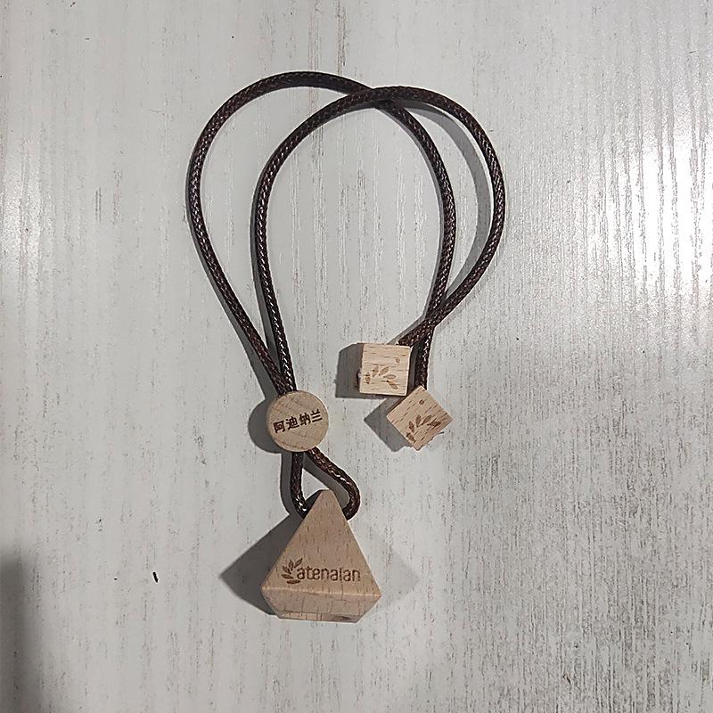 

Бутылка-диффузор для эфирных масел из бука с цветочной водой и пробковой крышкой для ароматизации помещений 3*2.8*2.8cm