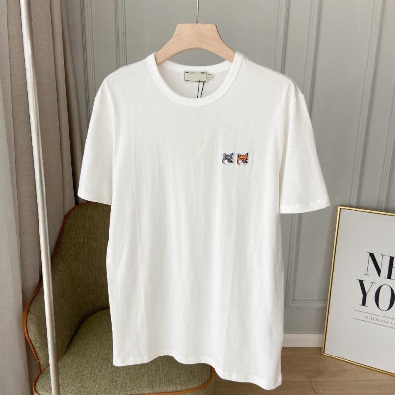 

Премиальная хлопковая футболка с вышивкой в французском стиле «Маленький лис и медведь» XXXL