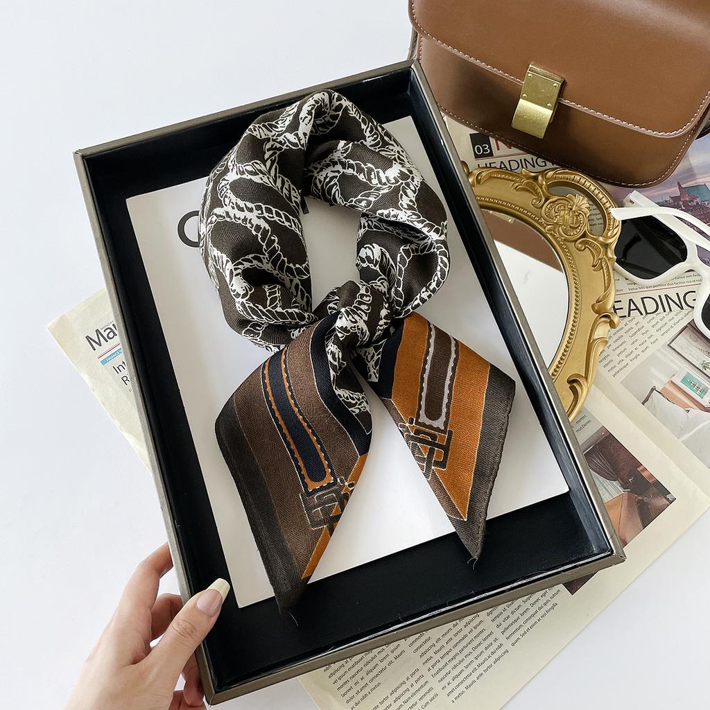 Fashion versatile herringbone pattern cotton and linen silk scarf high-end chain printing square scarf decorative scarf women's scarf