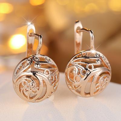 Elegantes pendientes colgantes de bola hueca de estilo bohemio para mujer, pendientes de clip de color dorado vintage, joyería geométrica, accesorios de moda